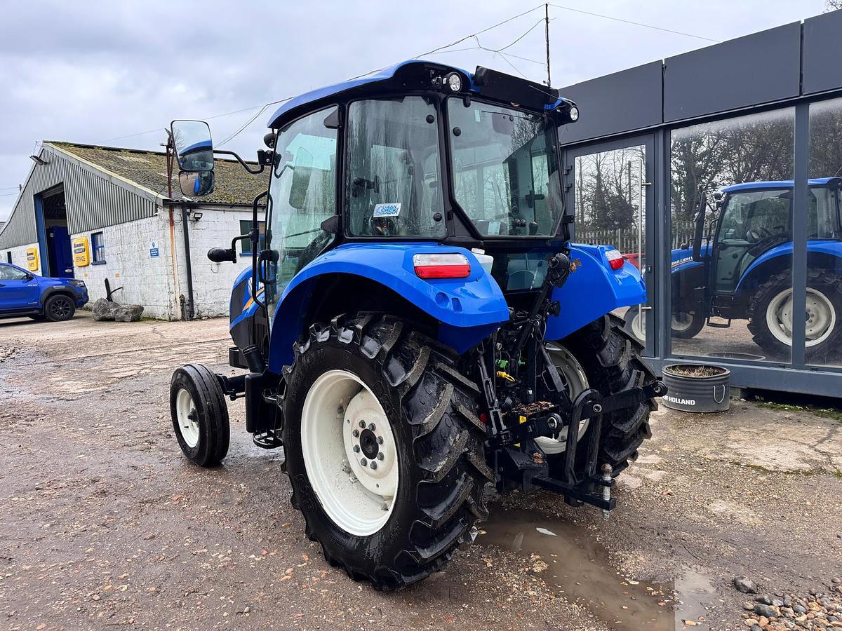 NEW HOLLAND T4.55
