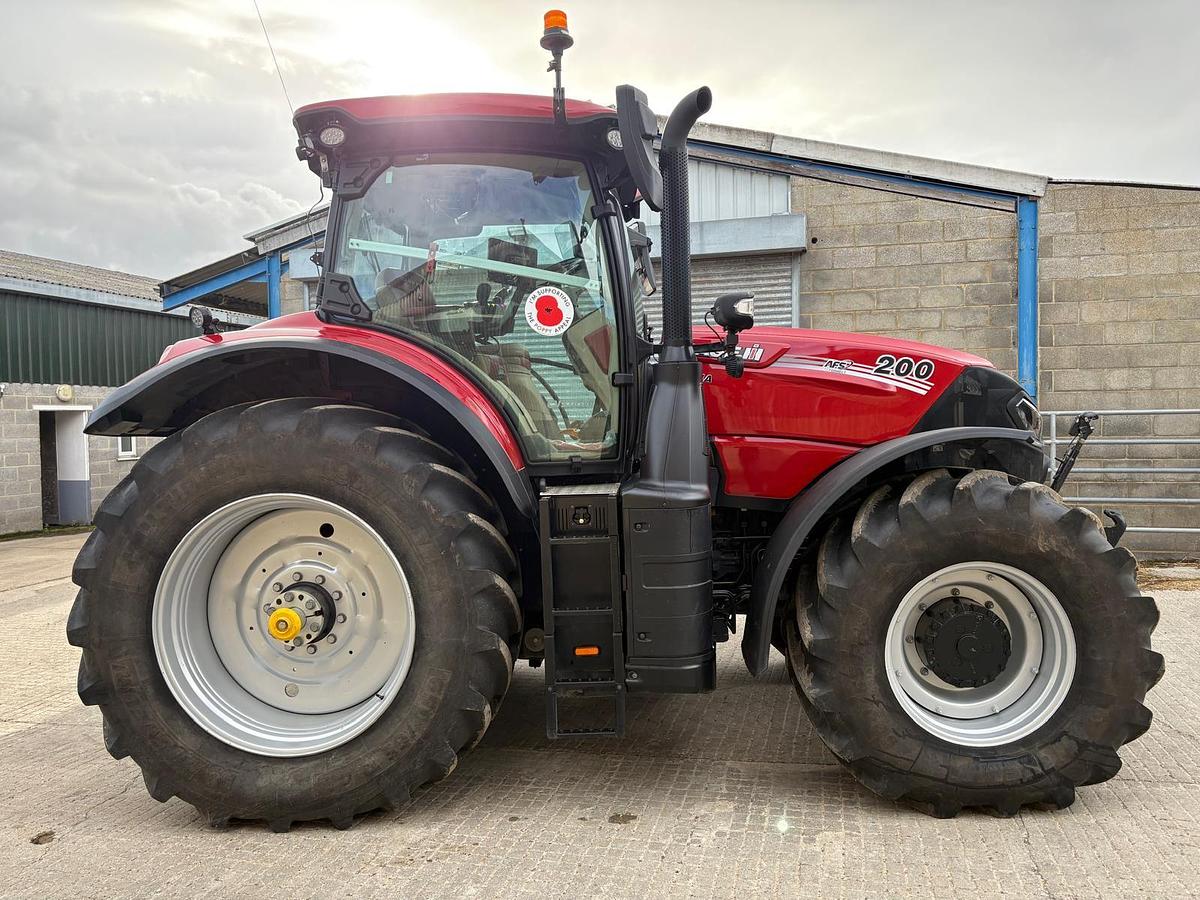 Used CASE IH PUMA 200