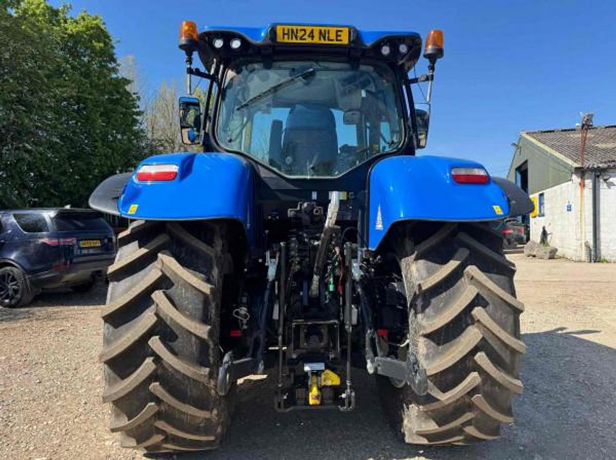 Used NEW HOLLAND T7.210