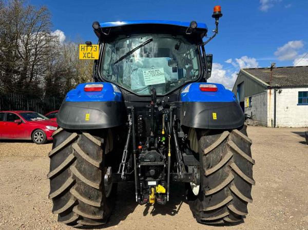 Used NEW HOLLAND T5.140 DYNAMIC COMMAND