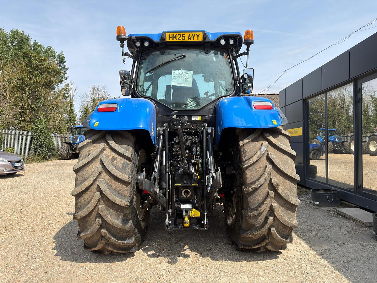Used 2025 NEW HOLLAND T7.245 POWER COMMAND