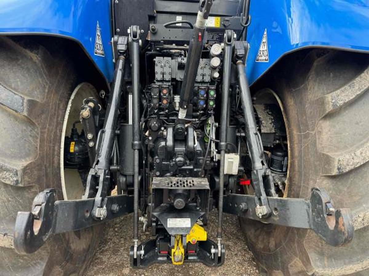 Used NEW HOLLAND T7.245 SIDE WINDER
