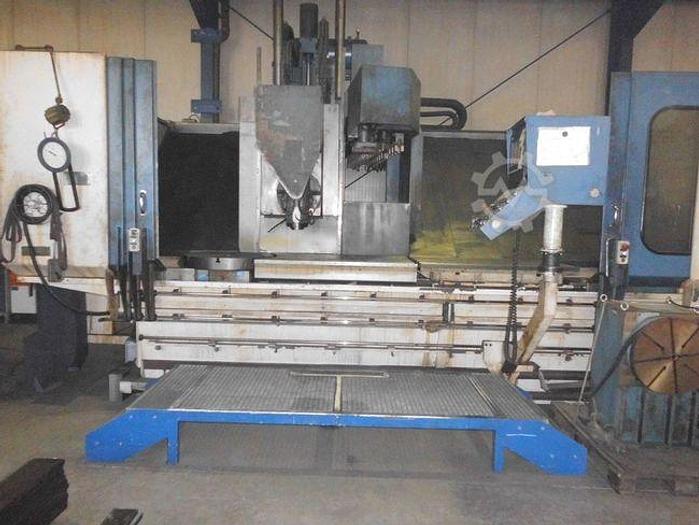 Gebraucht 1997 AXA VHC50-3050M Universales Bearbeitungszentrum