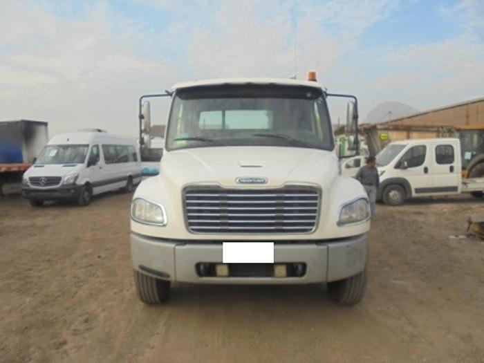 2016 FREIGHTLINER M2 106 EPA04