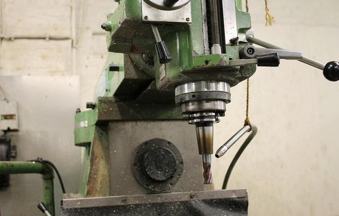 Gebraucht FREESMACHINE DAHLIH DL GH950