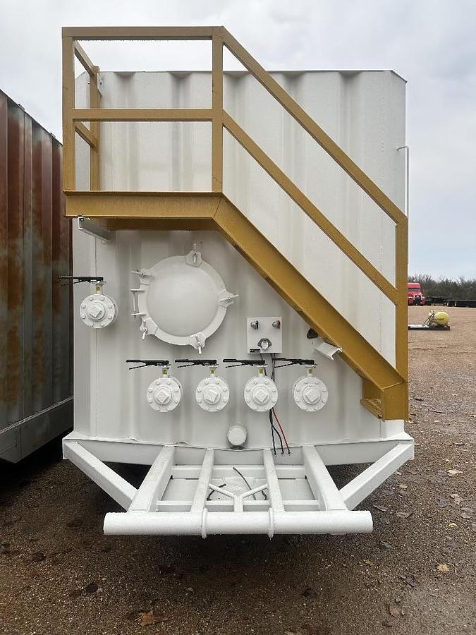 Refurbished 500BBL Frac Tanks- 43x8.5x11, Corrugated Steel, V-bottom, Full Refurb