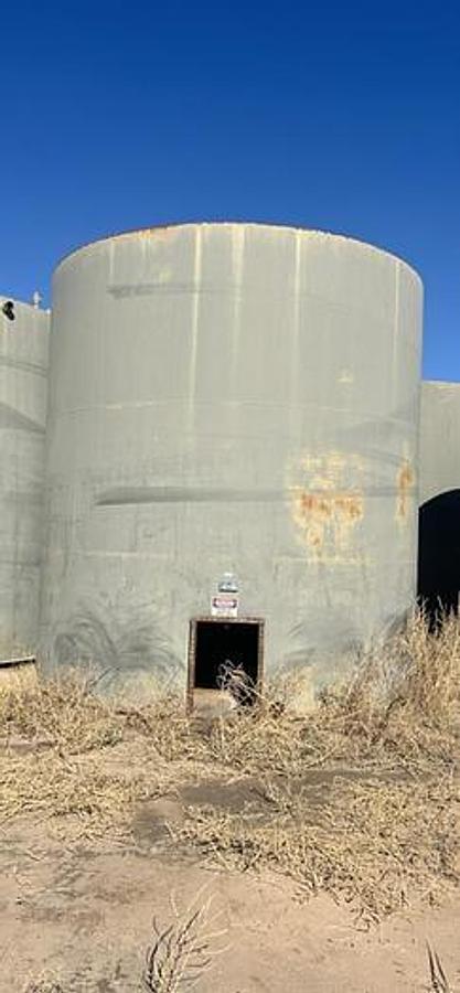 Used 500BBL Vertical Storage Tanks – 12’ x 25’, Carbon Steel, Flat Bottom, Used Basic Refurb