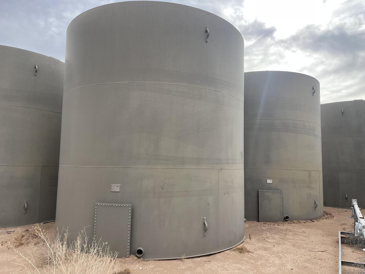 Used Palmer Of Texas 500BBL Vertical Storage Tanks – 15’6 x 16‘, Carbon Steel, Flat Bottom, Used Basic Refurb