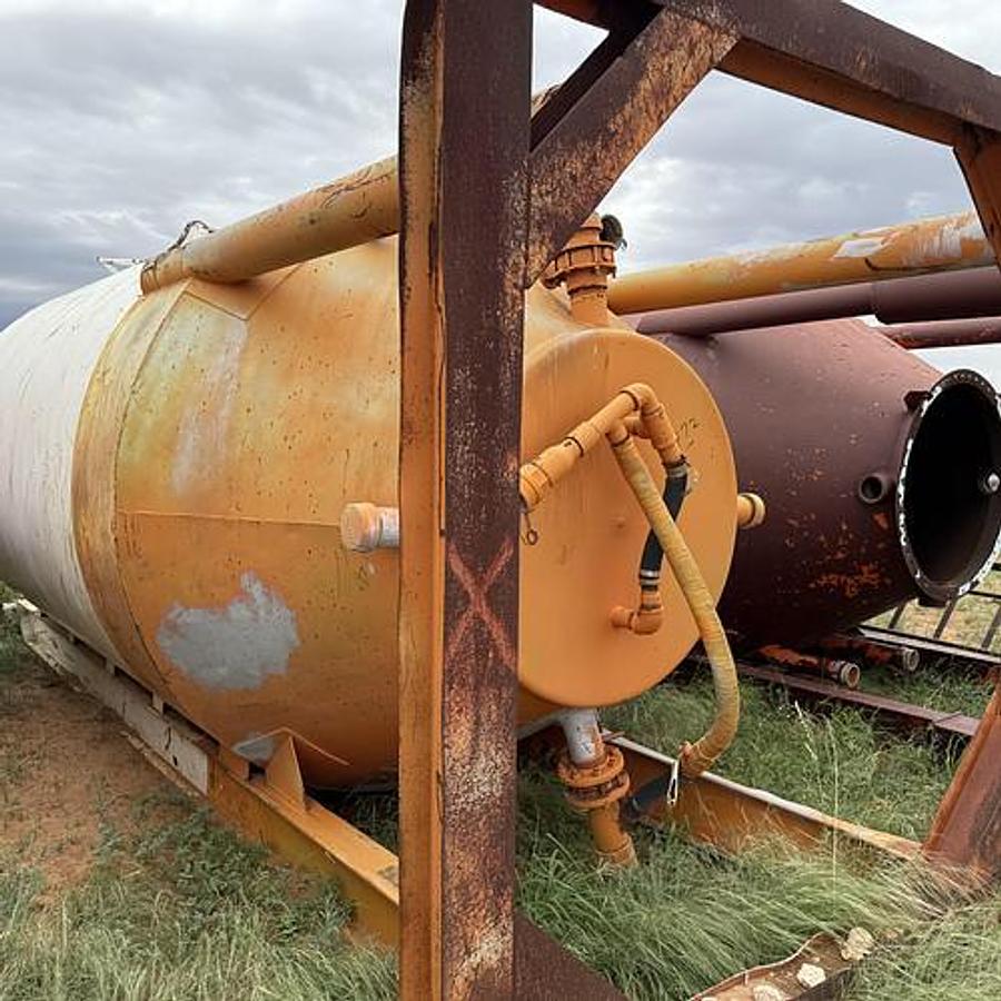 Used 100BBL Cone Bottom Vertical Tanks