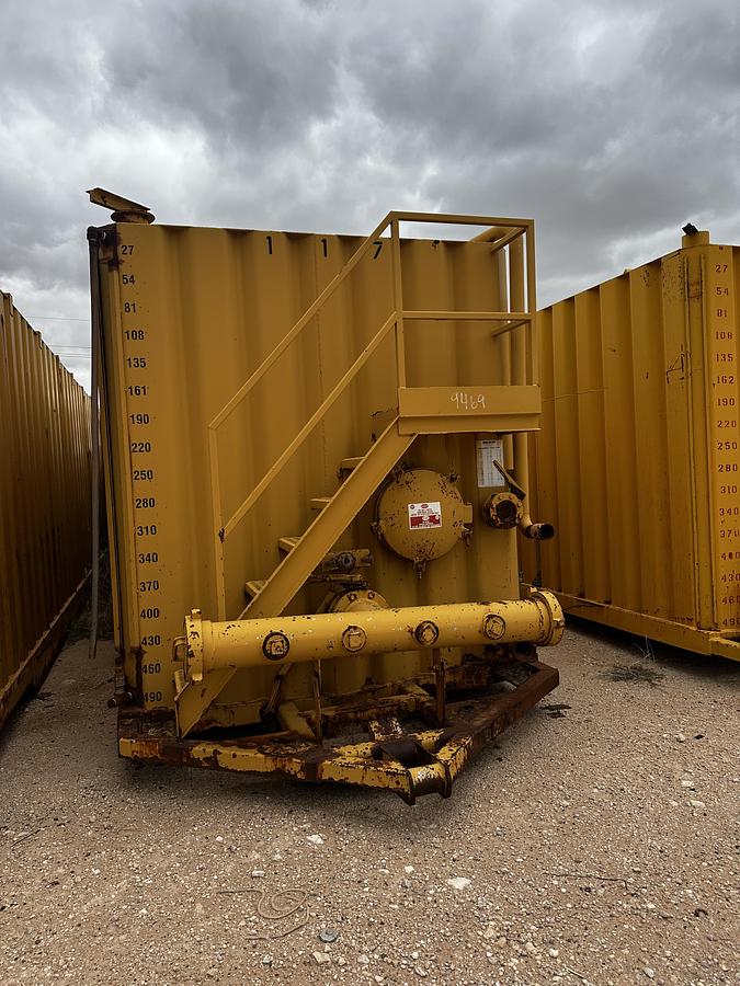 Used 2011 Dragon 500bbl frac tanks