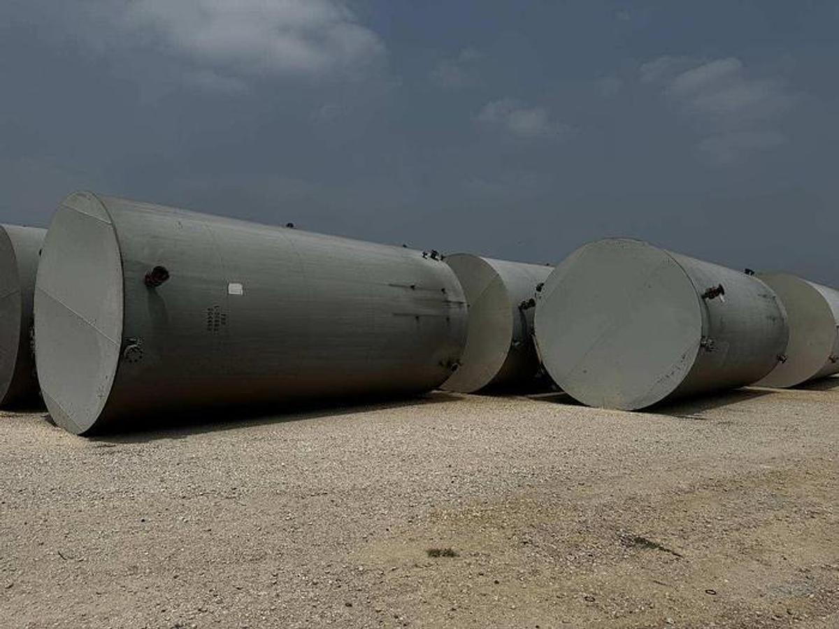 Used 500bbl Vertical Steel Tanks (used)
