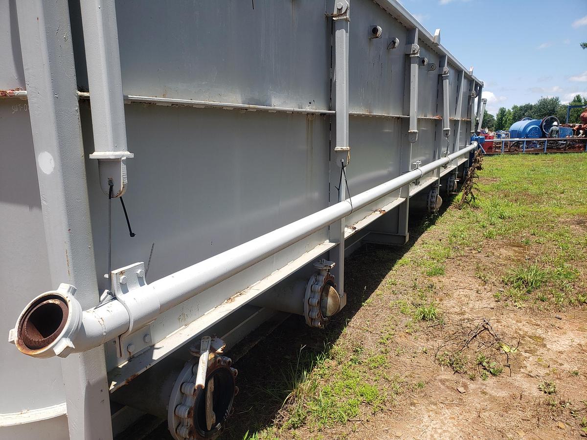 Used 500BBL Mix Tank - Round Bottom, Skidded, Dual Agitators, Pumps Included, Like New