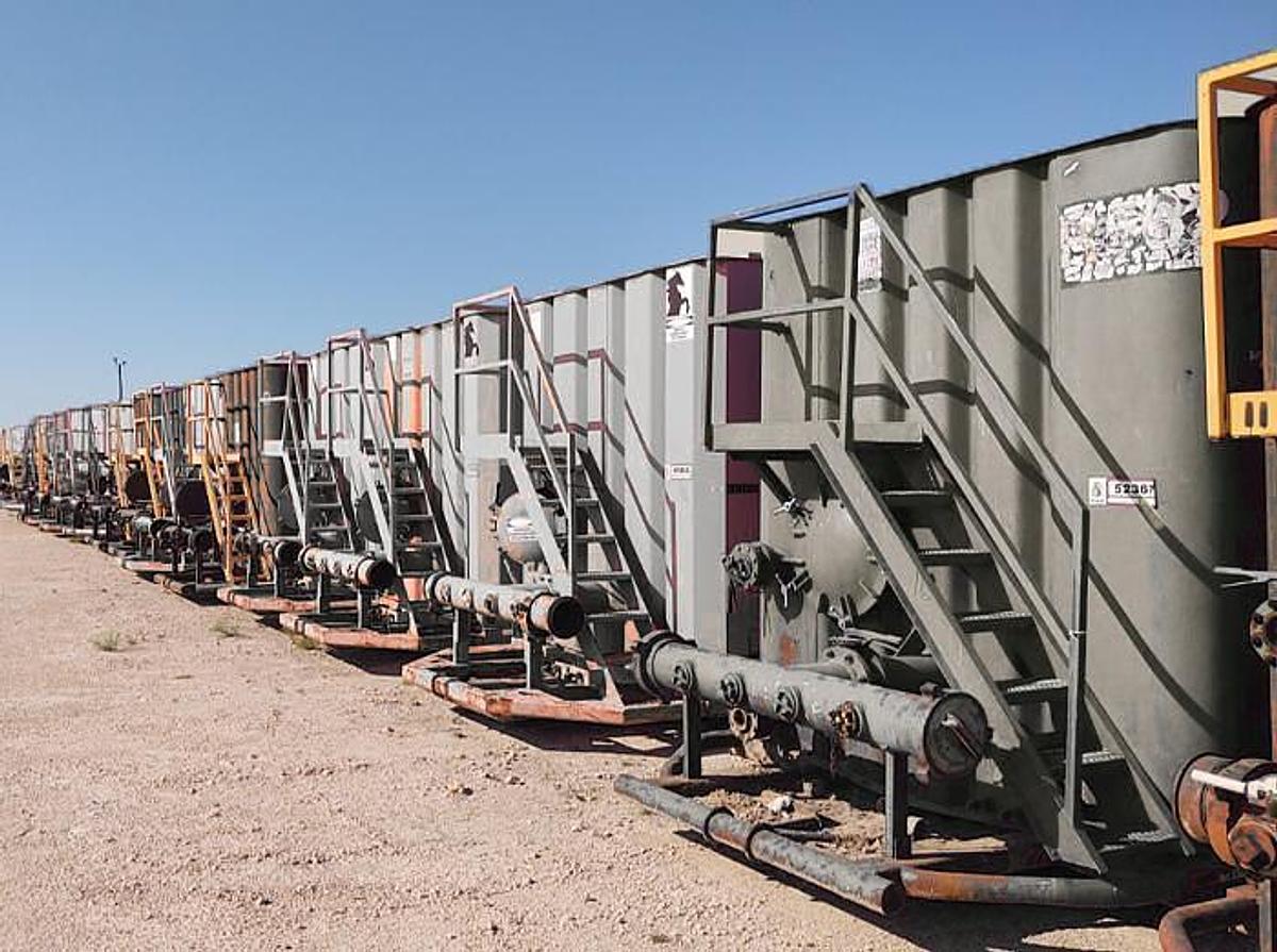 Used 500BBL Frac Tanks- 43x8.5x11, Corrugated Steel, V-bottom, Used Basic Refurb