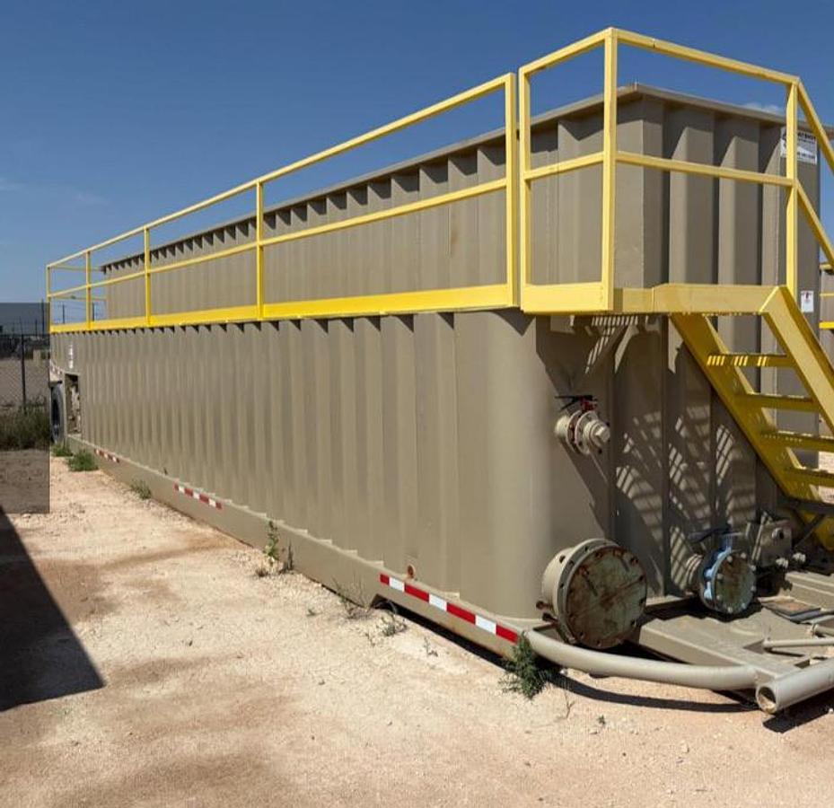 Dragon Open Top Frac Tanks – 42’x8.5’x9.5’, Full Length Sidewalks, Corrugated Steel, V-bottom, NEW 2019