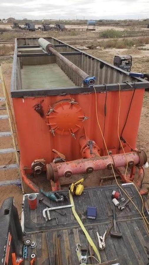 Used Dragon 200BBL Open Top Tank w/ Gas Buster - Corrugated Steel, V-bottom, Used Basic Refurb