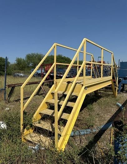 Used 6 tep Crossover Stairway