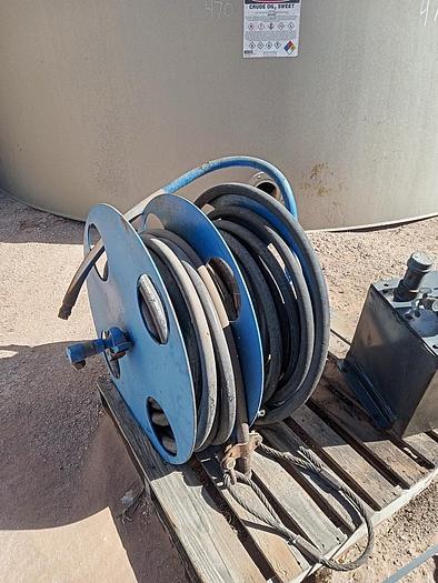 Used Graco Pump Tank w/ Dual Hose Reel