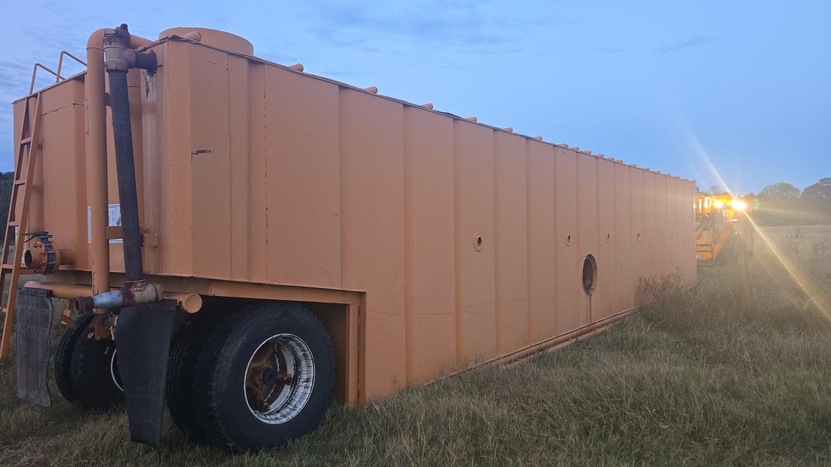 Used 500BBL Frac Tanks- 43x8.5x11, Corrugated Steel, V-bottom, Used Basic Refurb