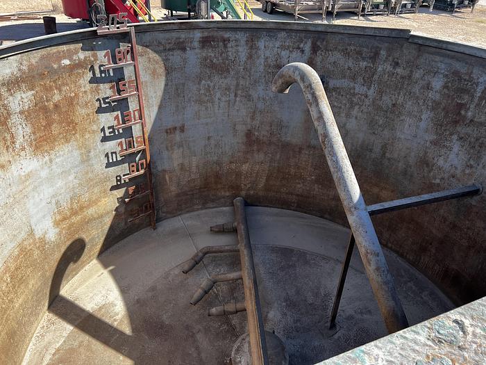 Used Multiple Premix Tanks