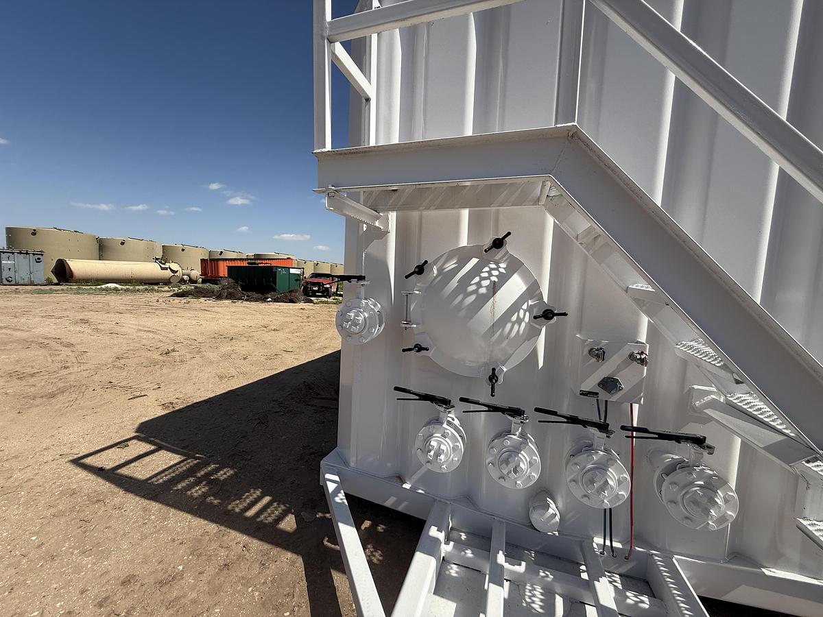 Refurbished 500BBL Frac Tanks- 43x8.5x11, Corrugated Steel, V-bottom, Full Refurb