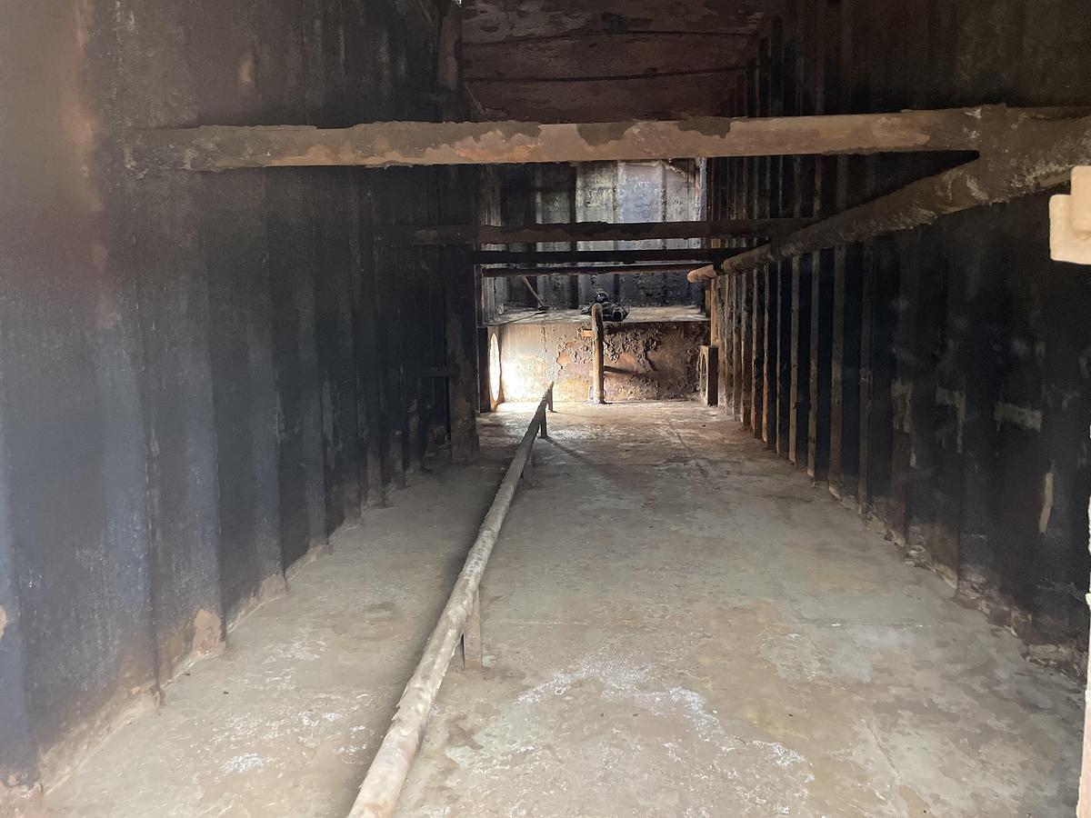 Used 500BBL Frac Tanks- 43x8.5x11, Corrugated Steel, V-bottom, Used Basic Refurb