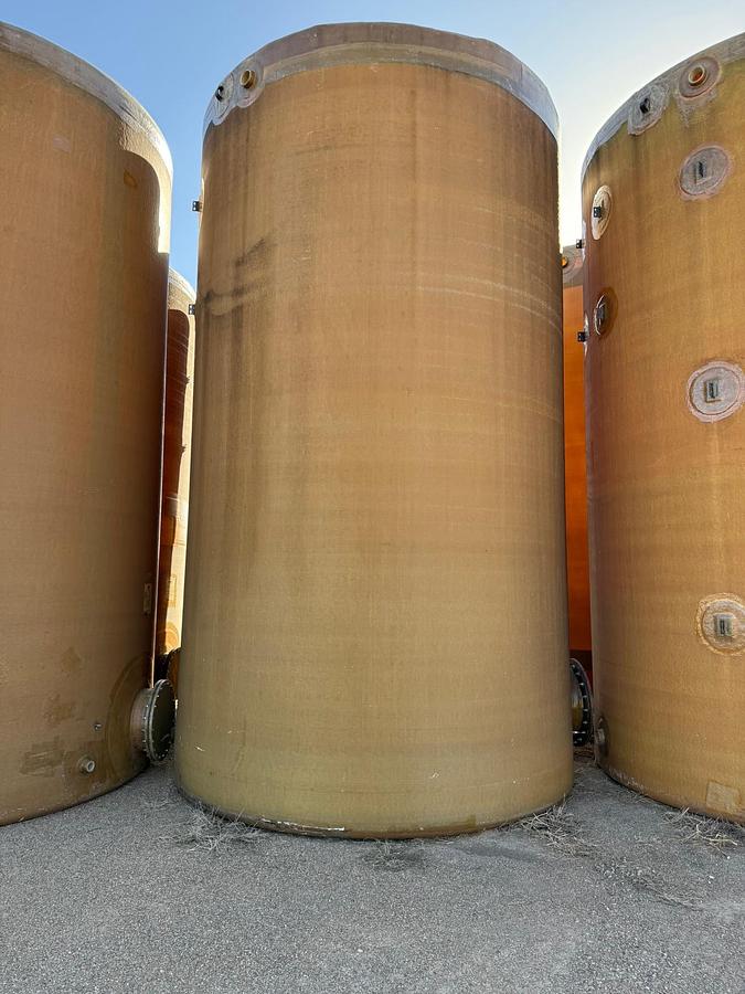 Used 2025 NEW 400BBL Fiberglass Vertical Tanks