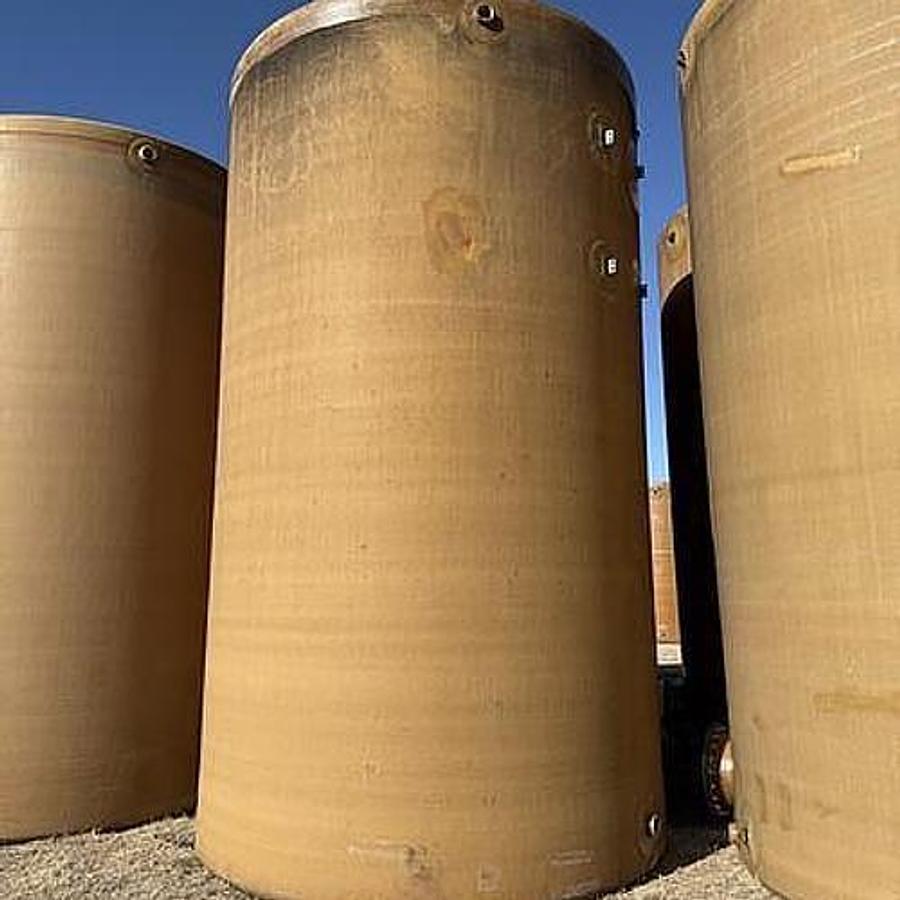 400BBL Vertical Storage Tanks – 12’ x 20’, Fiberglass, Flat Bottom, NEW