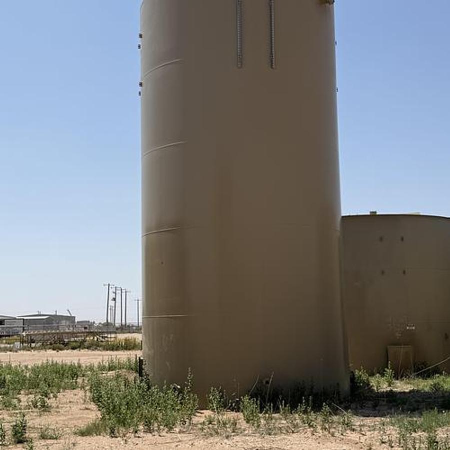 Used Petrosmith 1000BBL Vertical Storage Tanks - 15.5’ x 30’, Carbon Steel, Flat Bottom, Used Basic Refurb