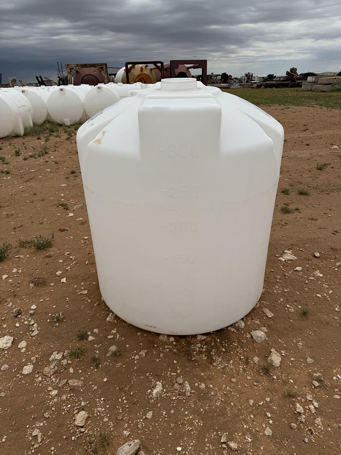 Used AXIS 300GAL Vertical Poly Tanks