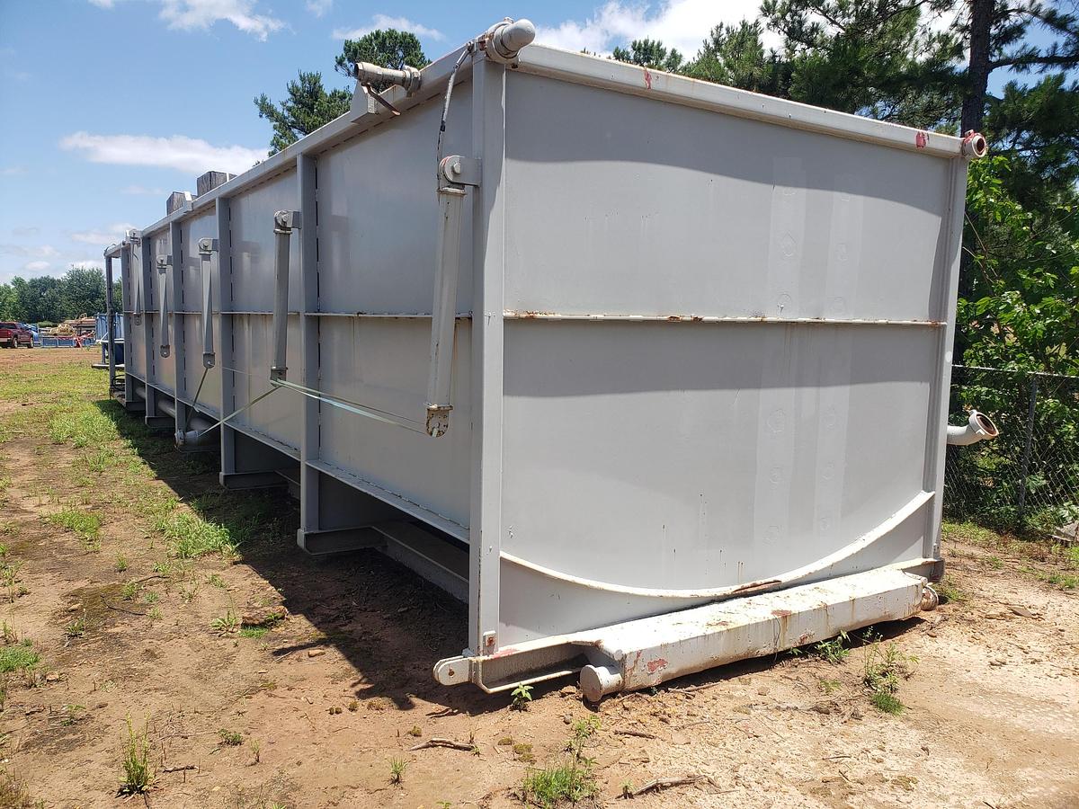 Used 500BBL Mix Tank - Round Bottom, Skidded, Dual Agitators, Pumps Included, Like New