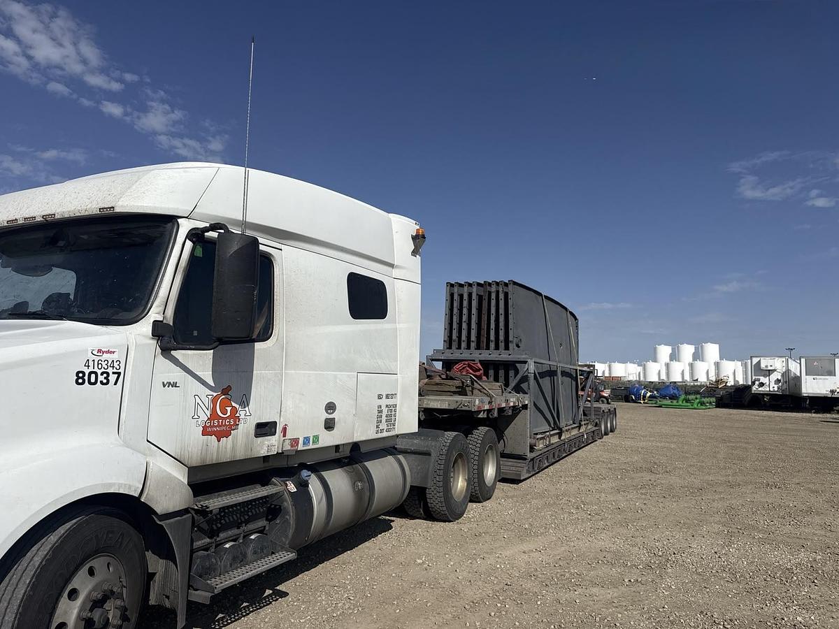 Used New Wave-style 20,000BBL Frac Ponds - (15) Panel Bolt Up System, Modular Above-Ground Water Storage, Used