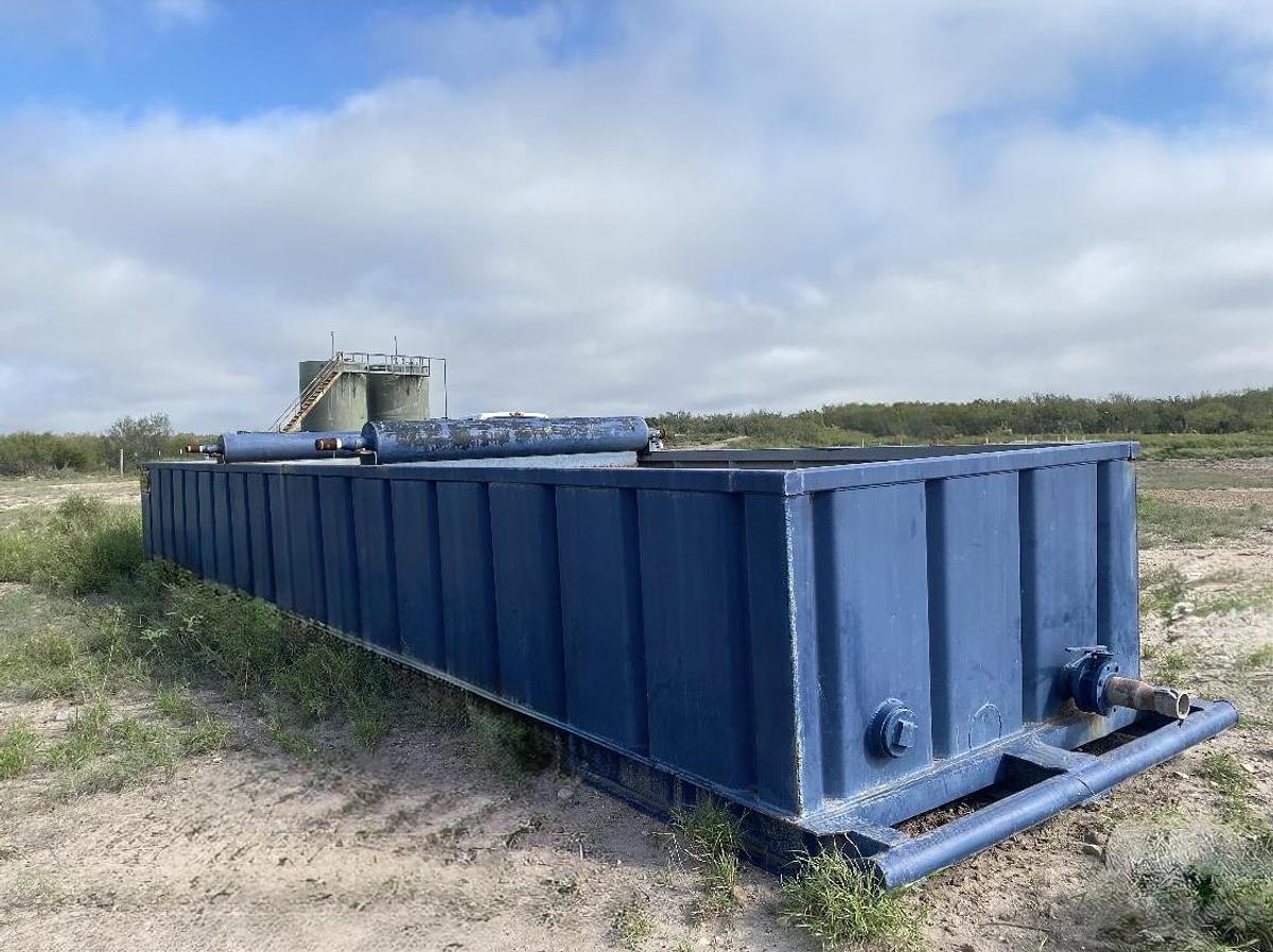 Used Dragon Open Top Frac Tanks w/ Gas Busters – Corrugated Steel, V-bottom, Used Basic Refurb (2010)