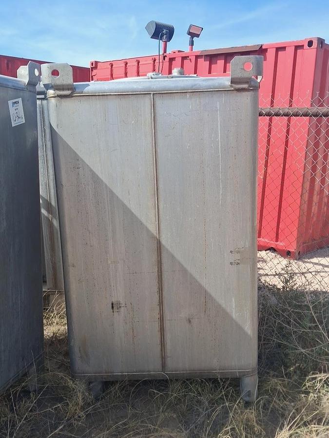 Used 2016 TranStore 550 Gallon Stainless Steel Totes
