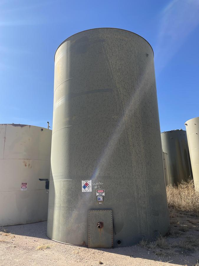 Used Smith Industries 750BBL Vertical Storage Tanks – 15’6” x 16’, Carbon Steel, Flat Bottom, Used Basic Refurb, 2017