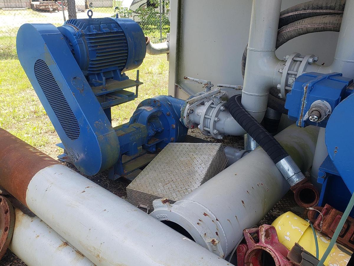 Used 500BBL Mix Tank - Round Bottom, Skidded, Dual Agitators, Pumps Included, Like New