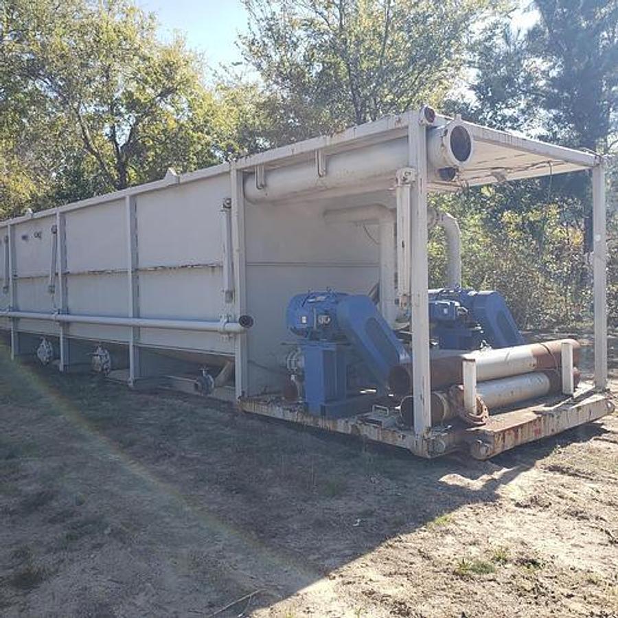 Used 500BBL Mix Tank - Round Bottom, Skidded, Dual Agitators, Pumps Included, Like New