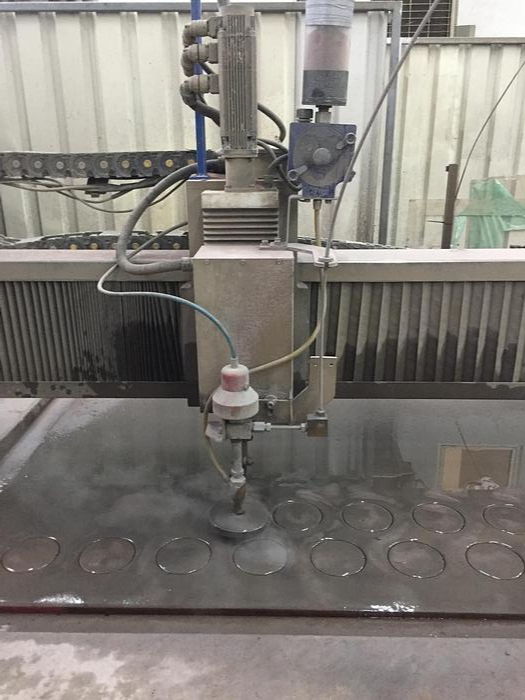 Gebruikt 2003 WATERJET WF 1630 CNC