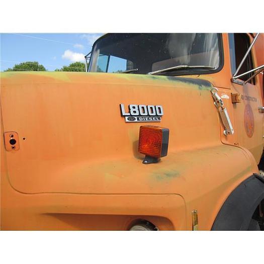 Used 1988 L8000 Tandem Axle Water Truck With 5000 Aluminum Tank