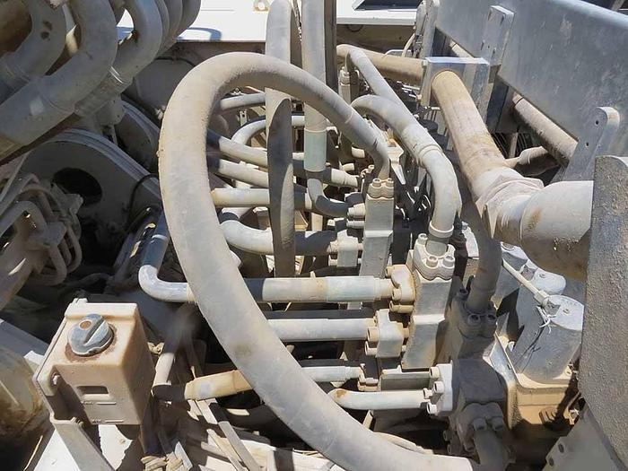 Used 2017 LIEBHERR R9150