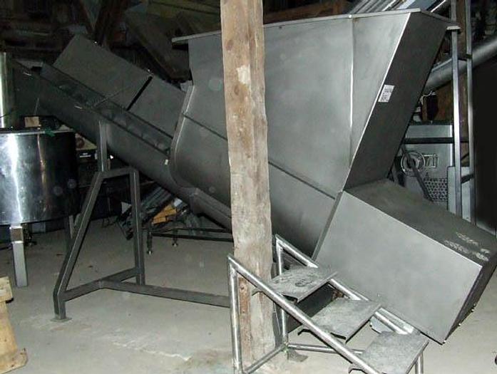 Used Dutch screw conveyor by "NON" with a mixer