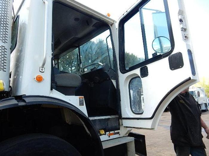 Used 2008 Mack MRU613