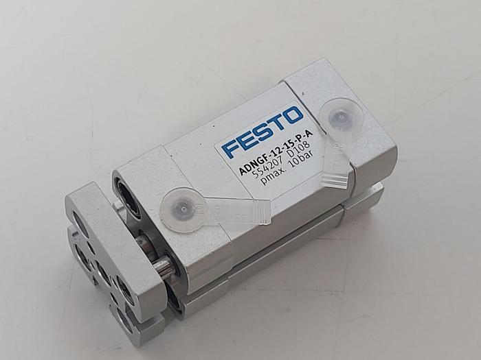 2 Stück Kompaktzylinder, ADNGF-12-15-P-A, 554207, Festo neu