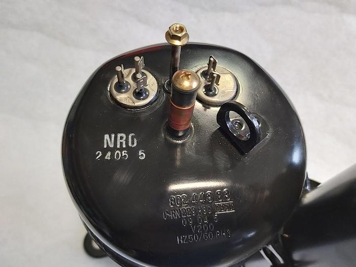 Automatischer Öl Temperaturregler, C-RN223H3C, Y000Z1120035, Makino,  neu