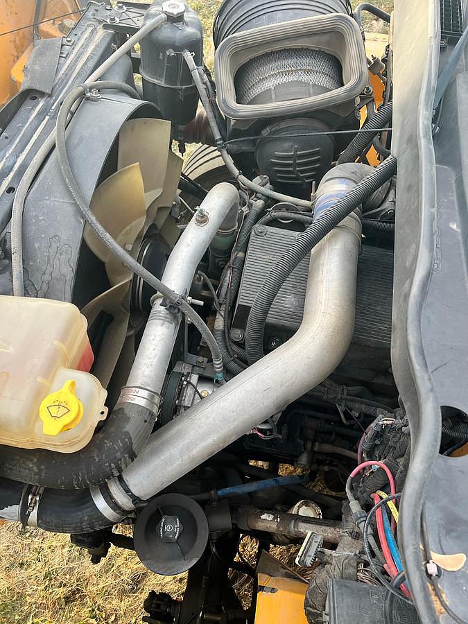 Used 2005 International 7600 Dump Truck