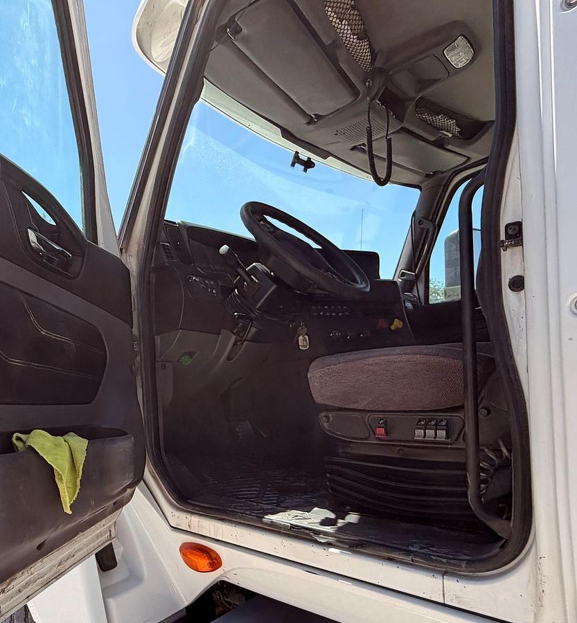 Used 2020 International LTR625 Day cab, Cummins X15 engine, automatic transmission, 651k miles,