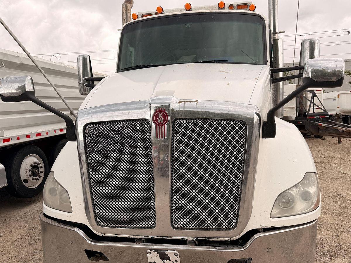 2019 Kenworth T680 Quad Axle Dump, Freshly rebuilt engine, PACCAR MX-13 450HP, diesel, 12-speed automated tranny, 645k miles