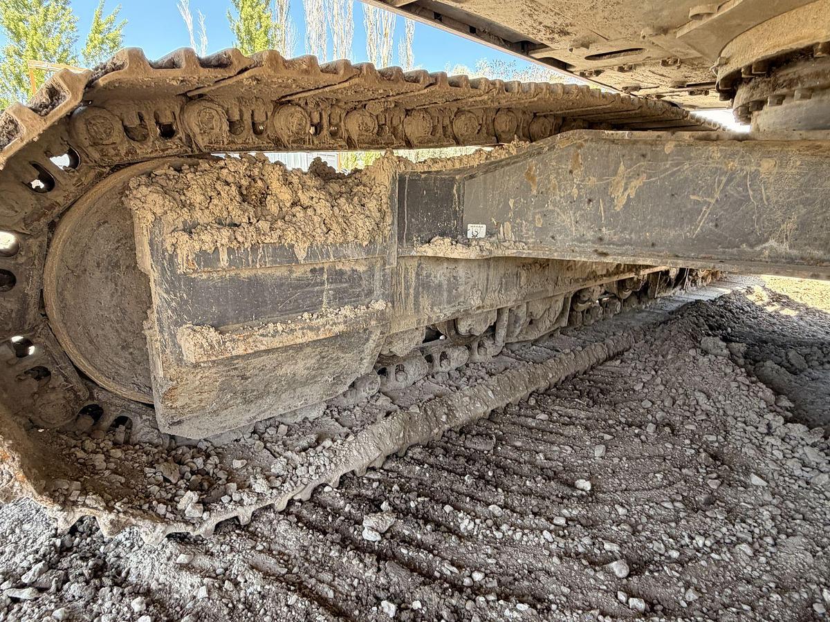 Used 2023 Volvo EC350EL crawler excavator, 3,548 hours, 35 ton
