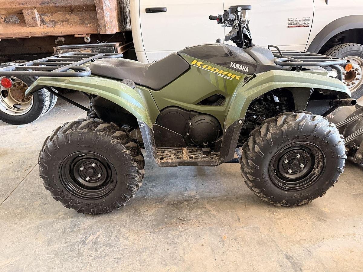 2024 Yamaha Kodiak 700 4x4 with Plow