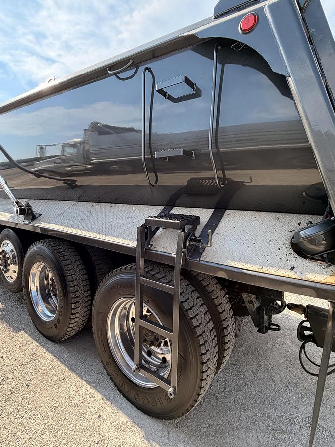 Used 1998 Peterbilt 378 Dumptruck