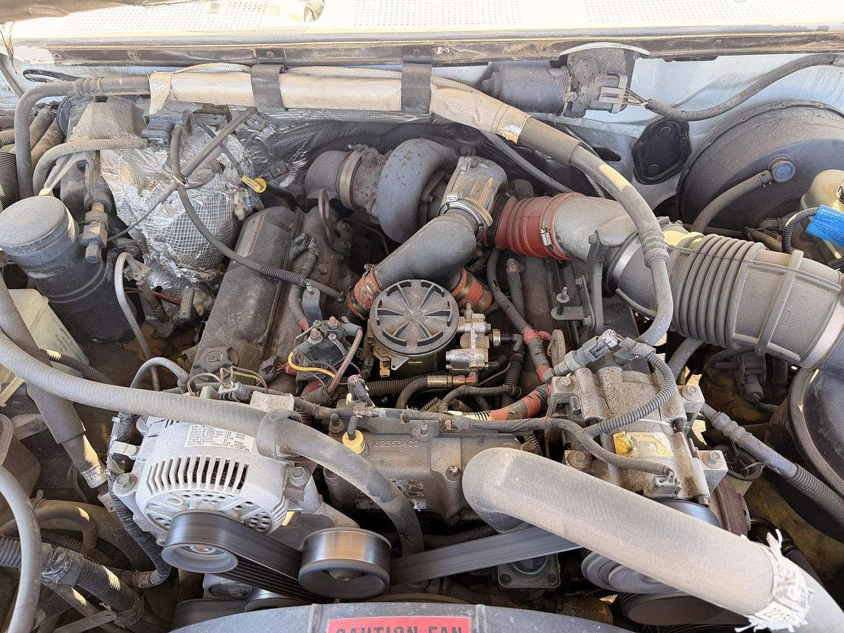 Used ***LOW MILES*** Ford F350 XL Service Truck with Crane and PowerStroke